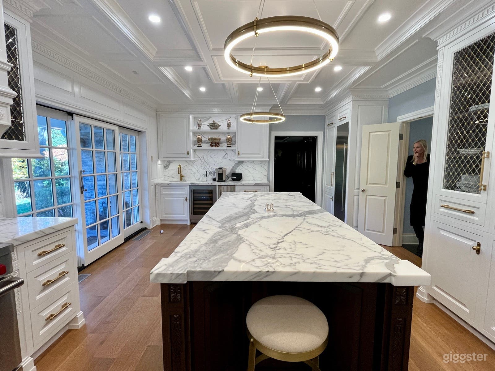 Large elegant home with pool in Essex Fells, NJ Photo 3