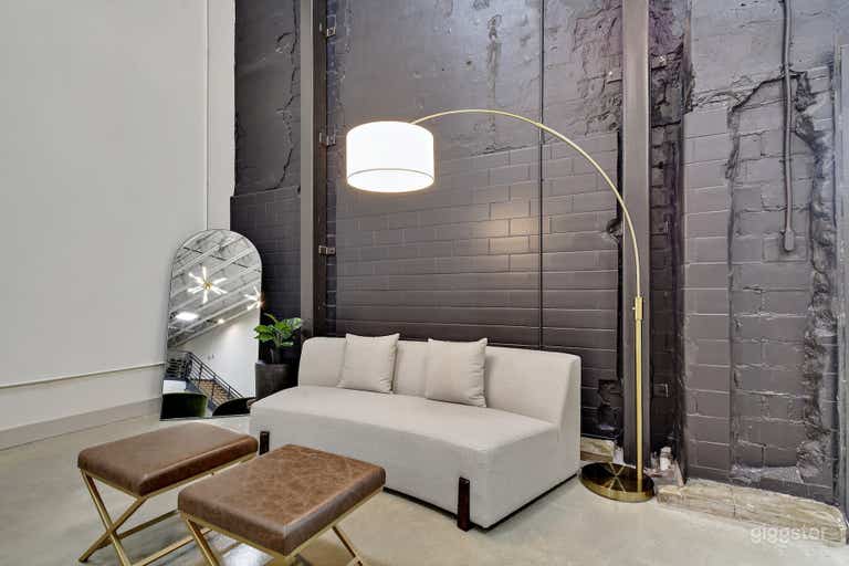  Great Backdrop for Filming 