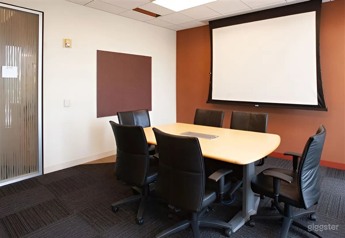 Premium Mediation Room -  (Seats 4-6) Photo 4