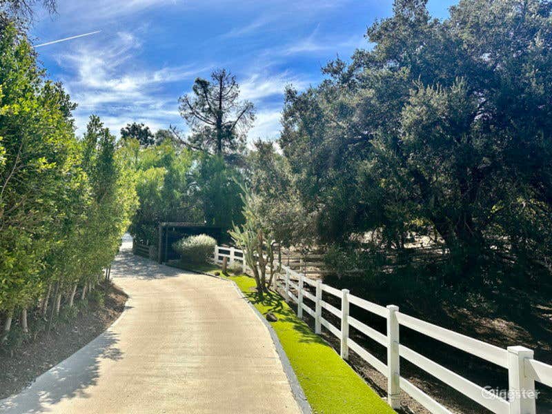 Tropical Pool in Malibu Ranch Photo 2