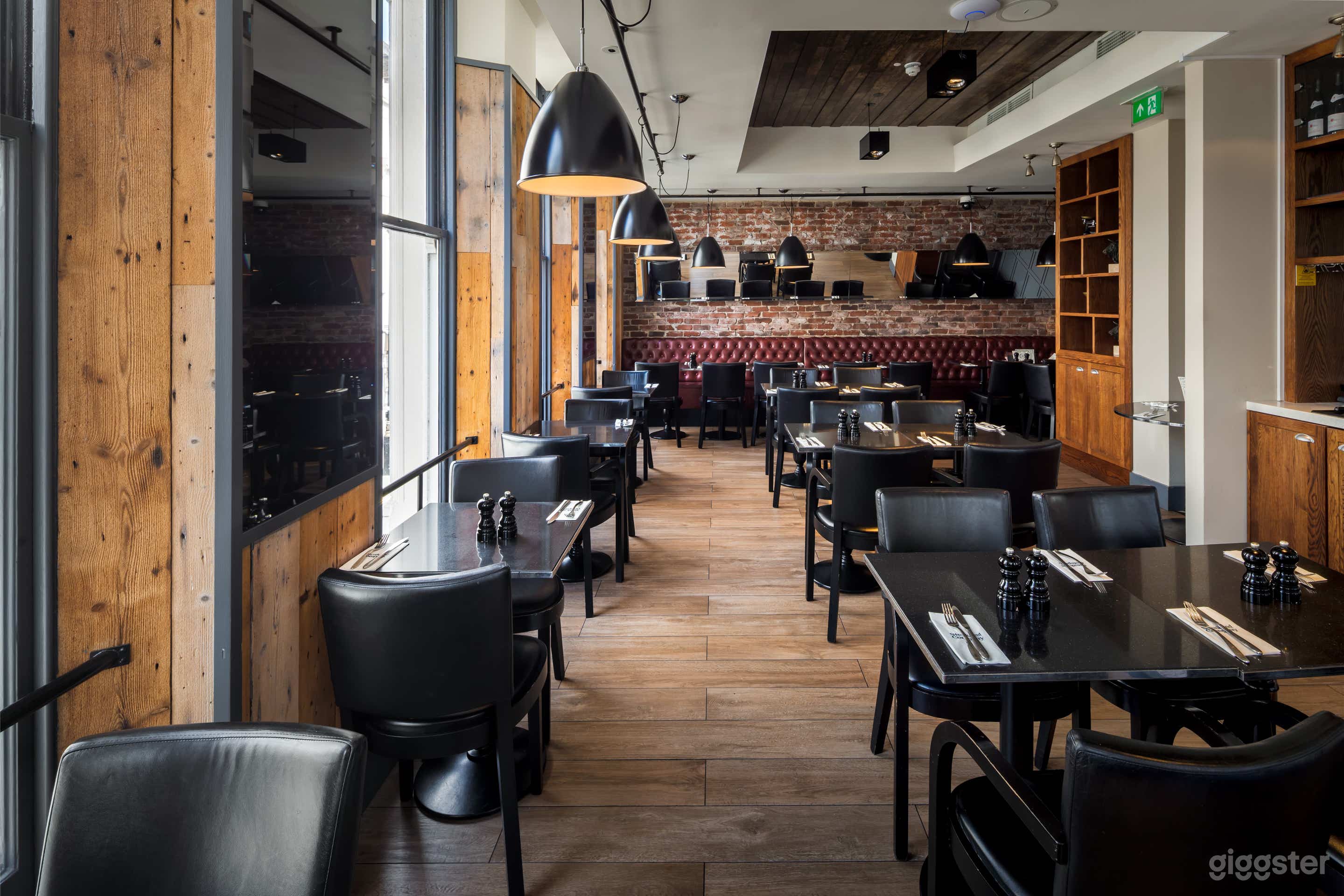 Bright Top Floor – Private & Group Dining Space Photo 1