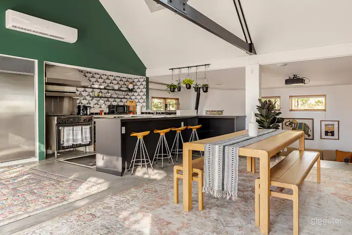 Rustic Mountaintop Mansion and Estate Photo 4