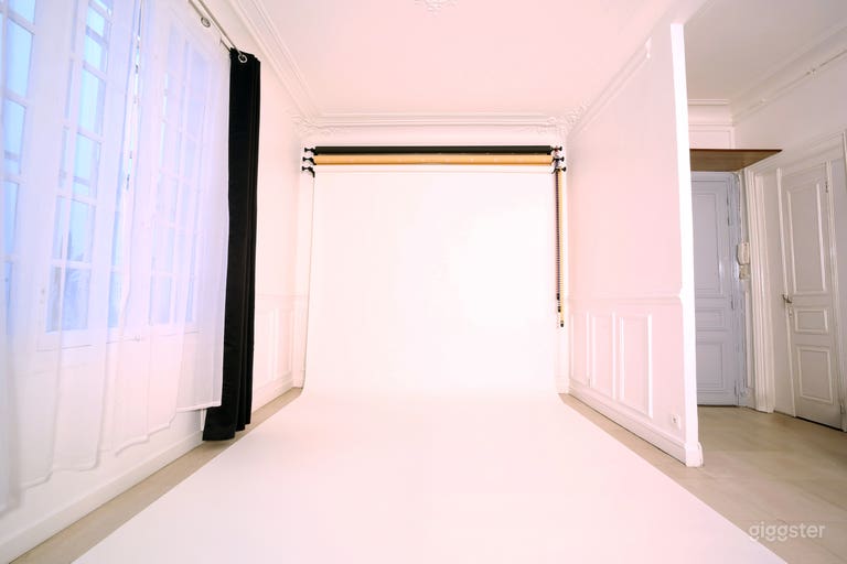  Fully equipped photo studio in eastern Paris 