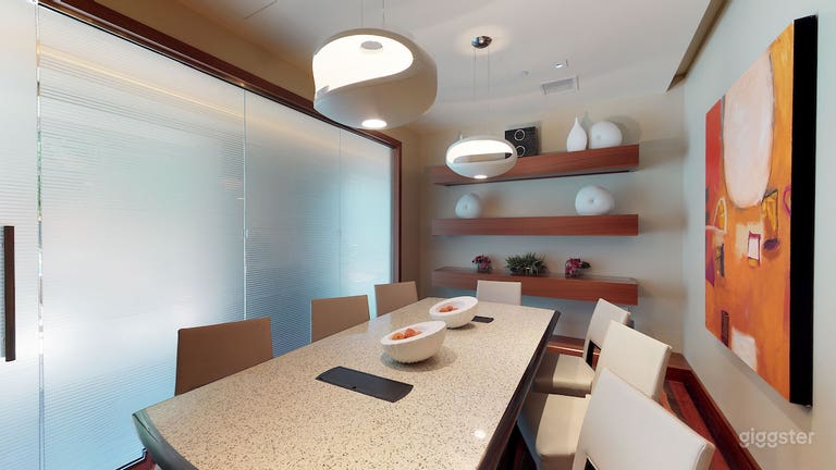  Vibrant Conference Room in Bellevue 