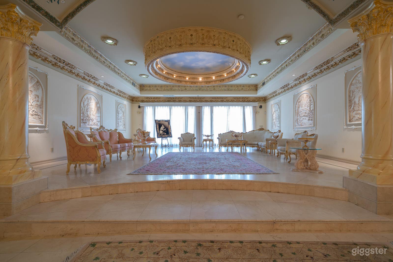 Chatsworth White House (Mansion) Photo 1