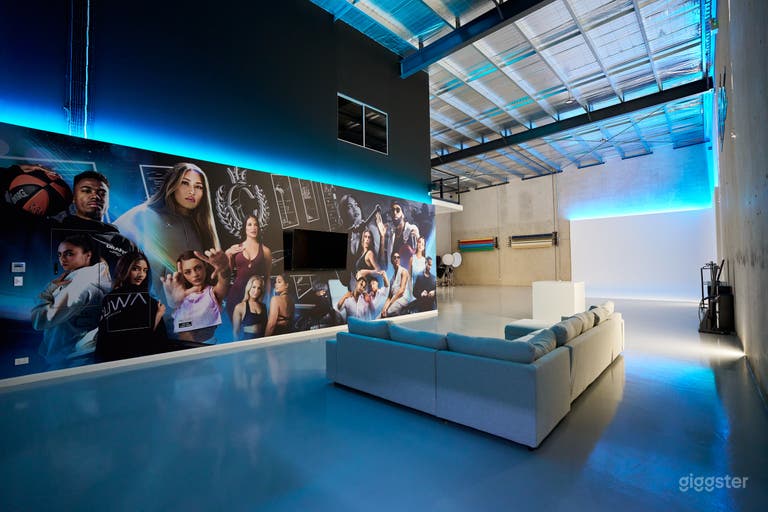  Studio de production et photo moderne entièrement équipé 