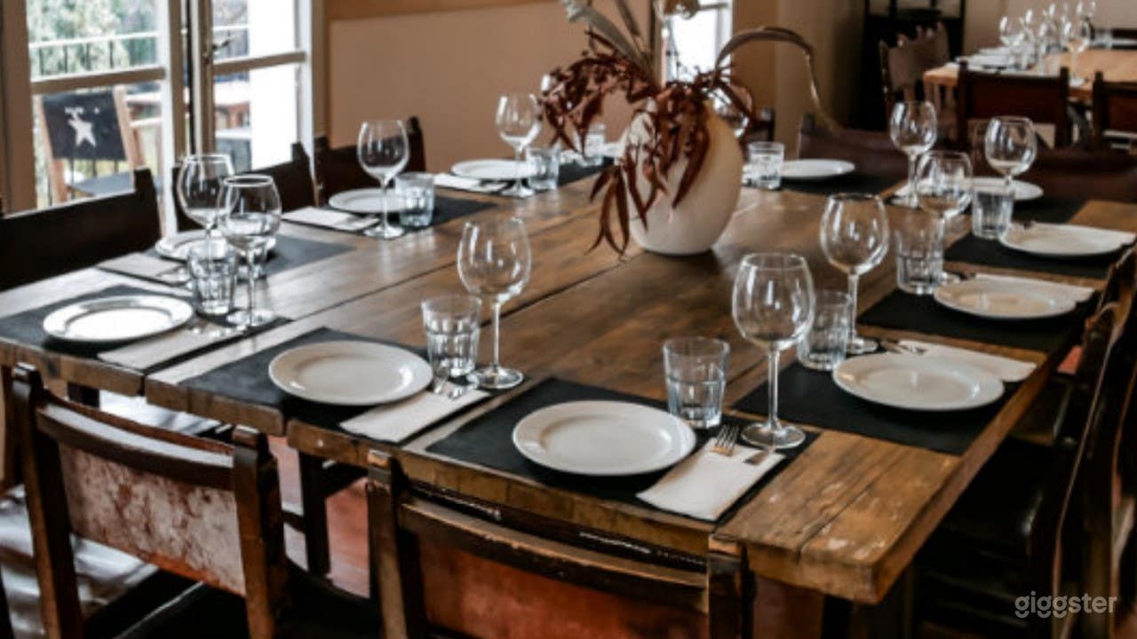 Comedor con luz natural y vistas panorámicas. Photo 2