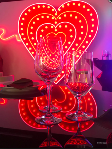 Nice and Colorful Neon Studio Photo 4