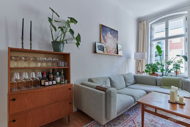  Mid-century modern Berlin Altbau 