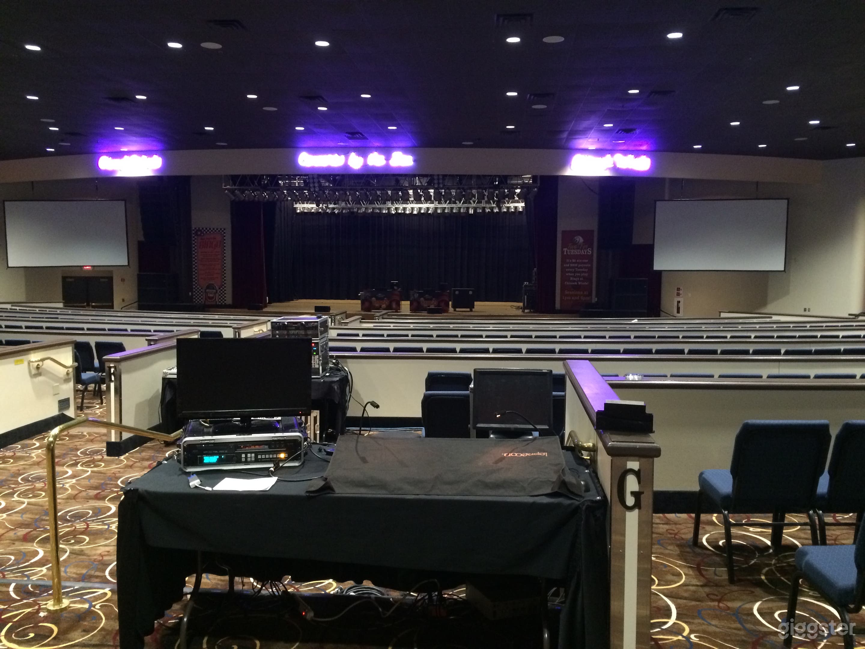 Сharming Hotel Event Venue in Lincoln  Photo 3