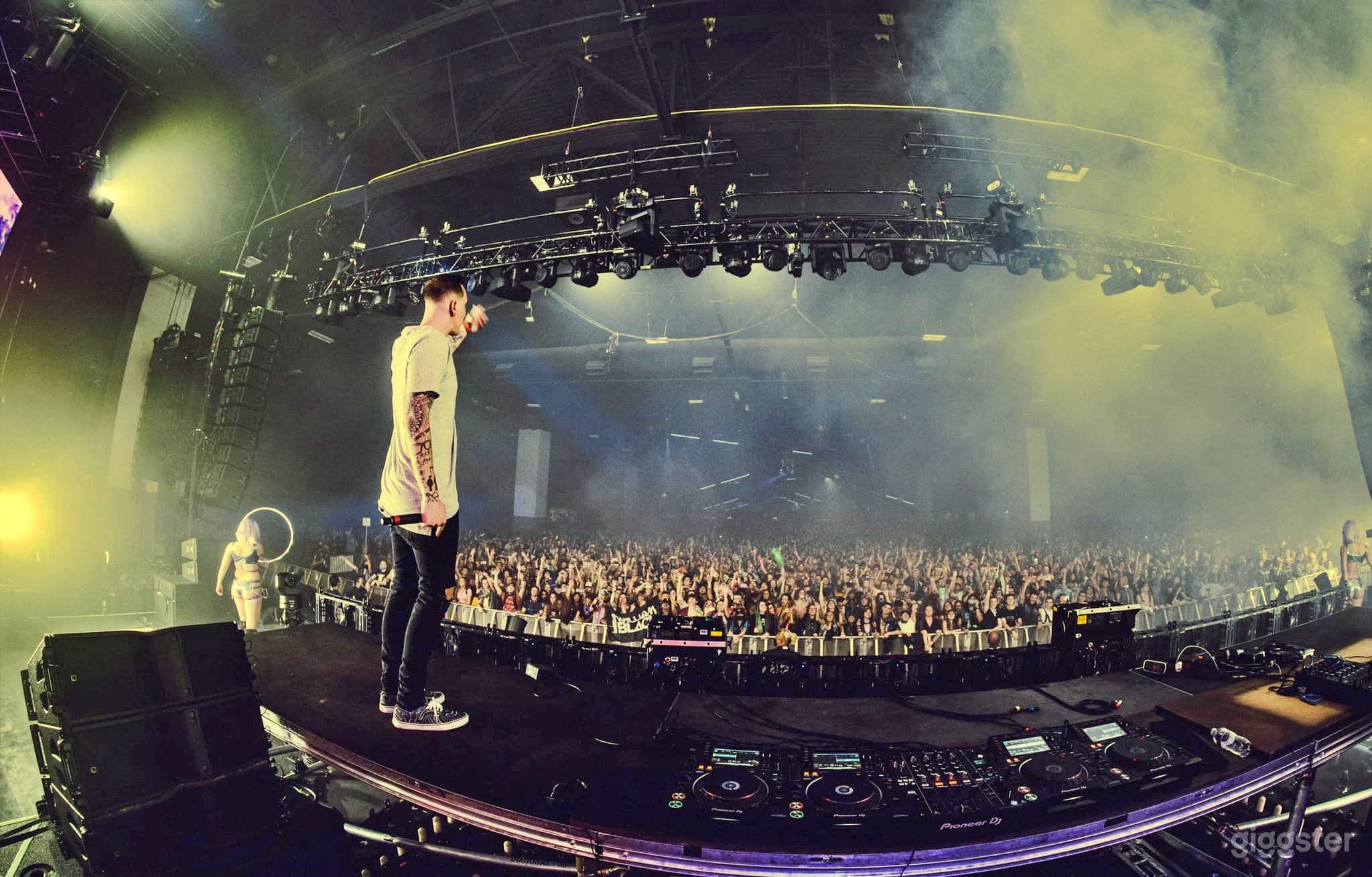 Musical Concert Venue in Historical Theater Photo 4