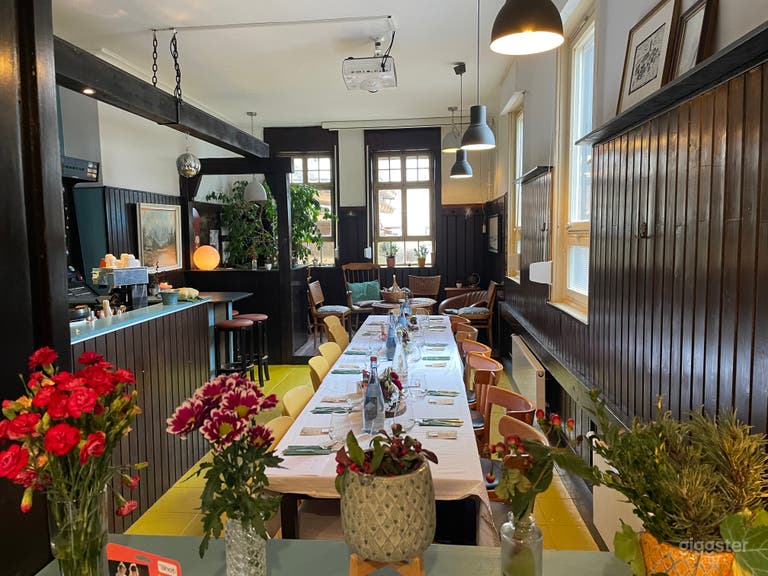  Gemütliches Retro-Restaurant 