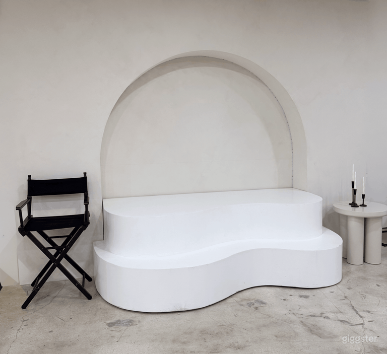  3,000 sq ft Photo Studio w/ Multi-Sets & Cyc Wall 