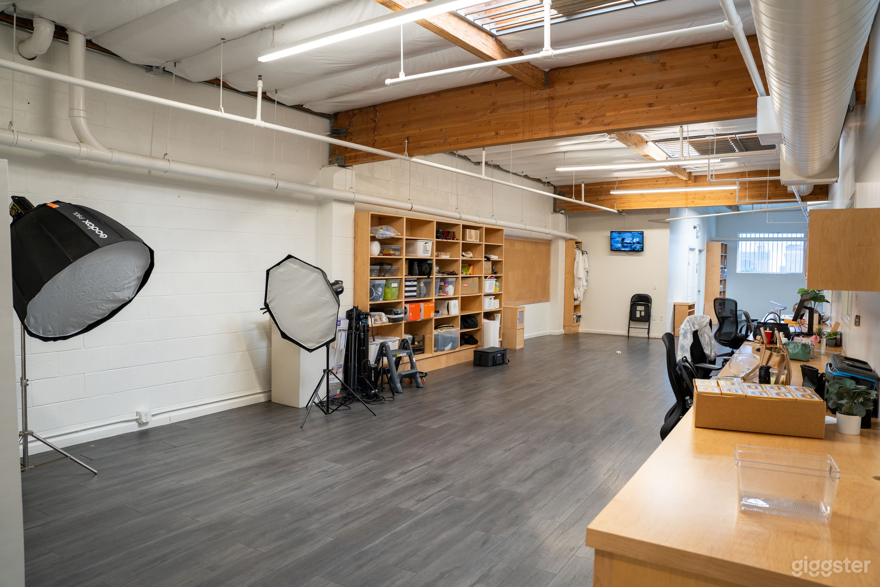 All photography equipment included!