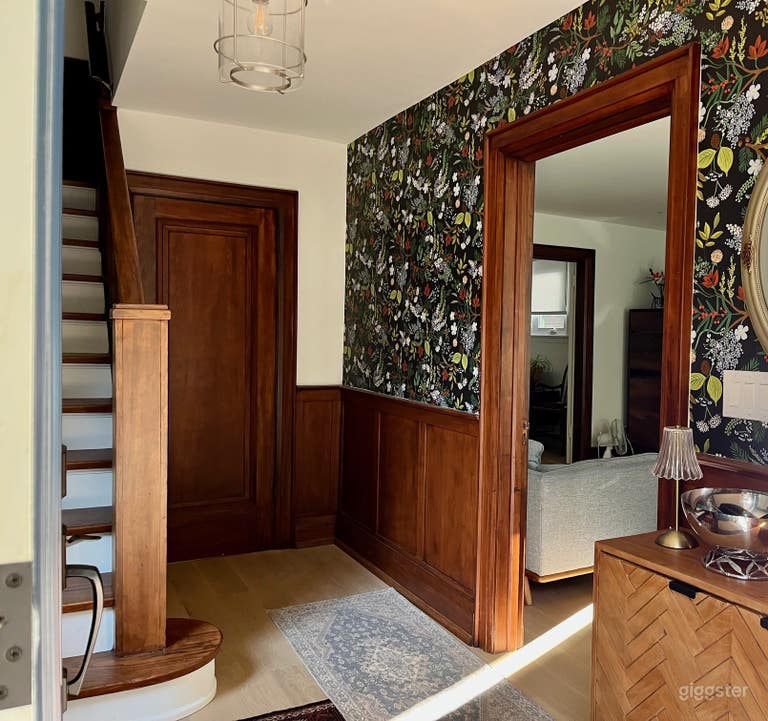  Bright spatial house in the city 