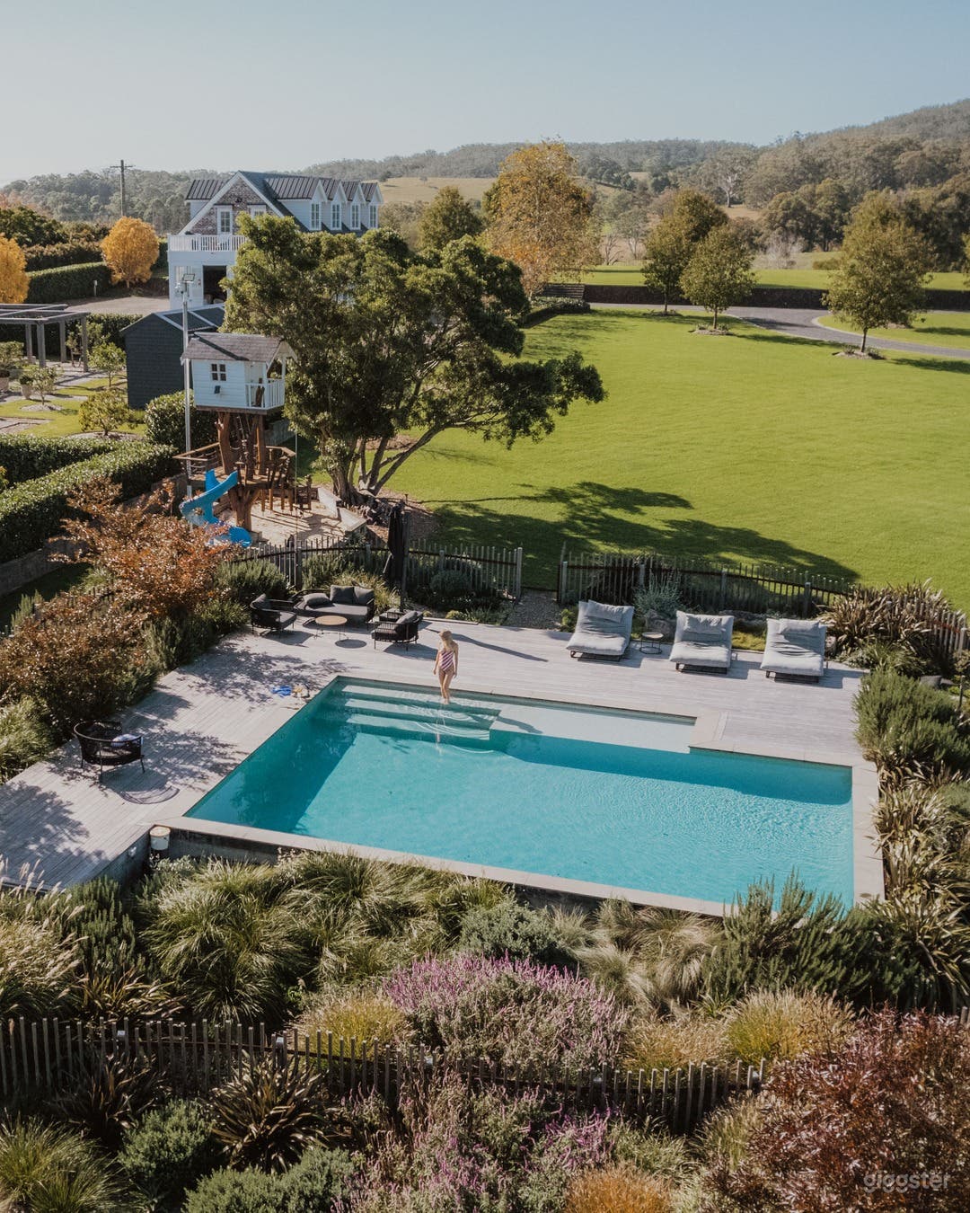 Private Swimming Pool Hire Exclusive for Photoshoots and Filming  Photo 4