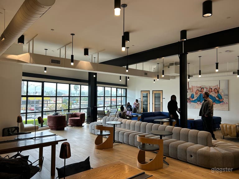  Beautiful Dining Restaurant and Creative Space 