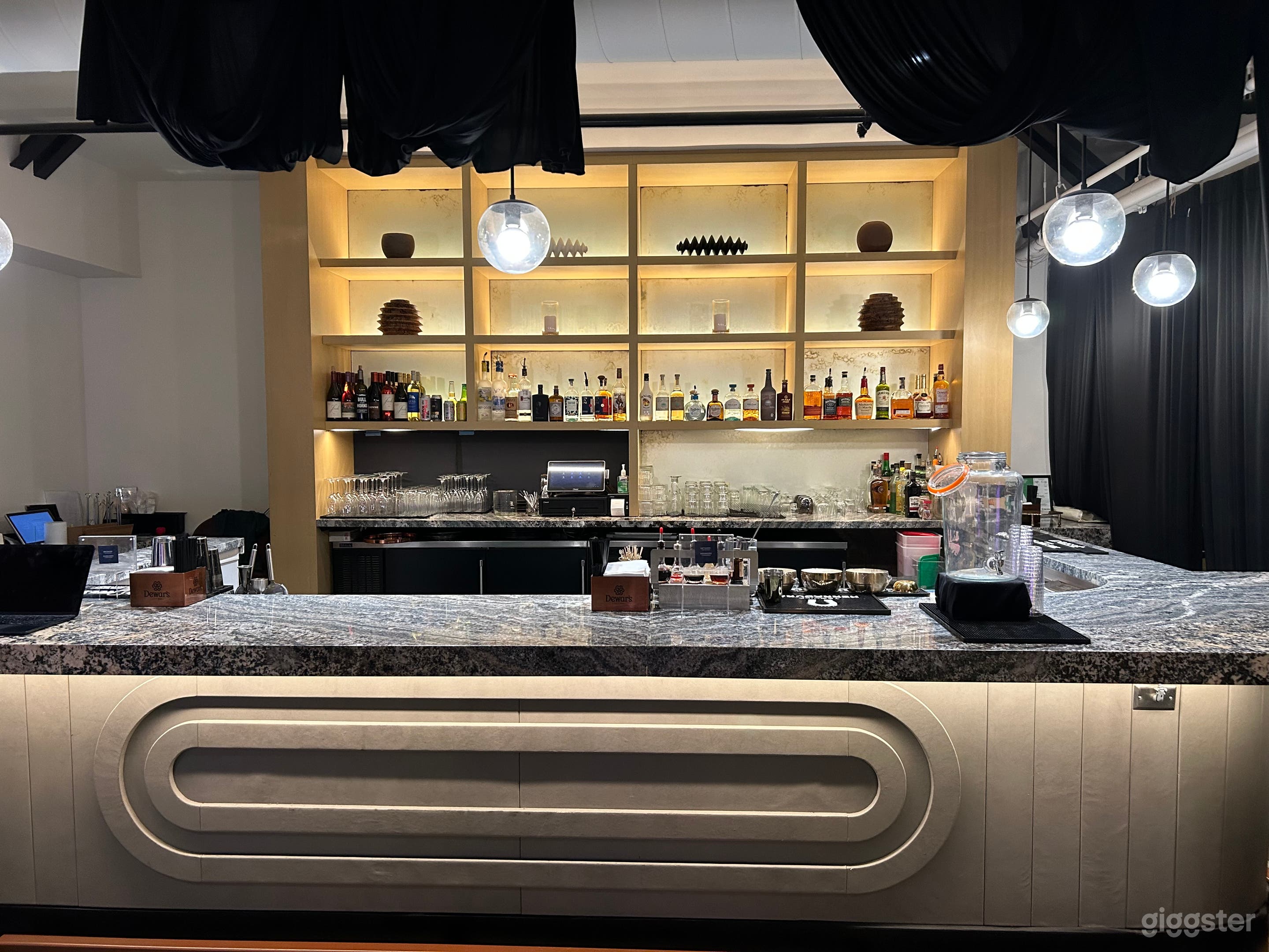 Beautiful Dining Restaurant and Creative Space Photo 4