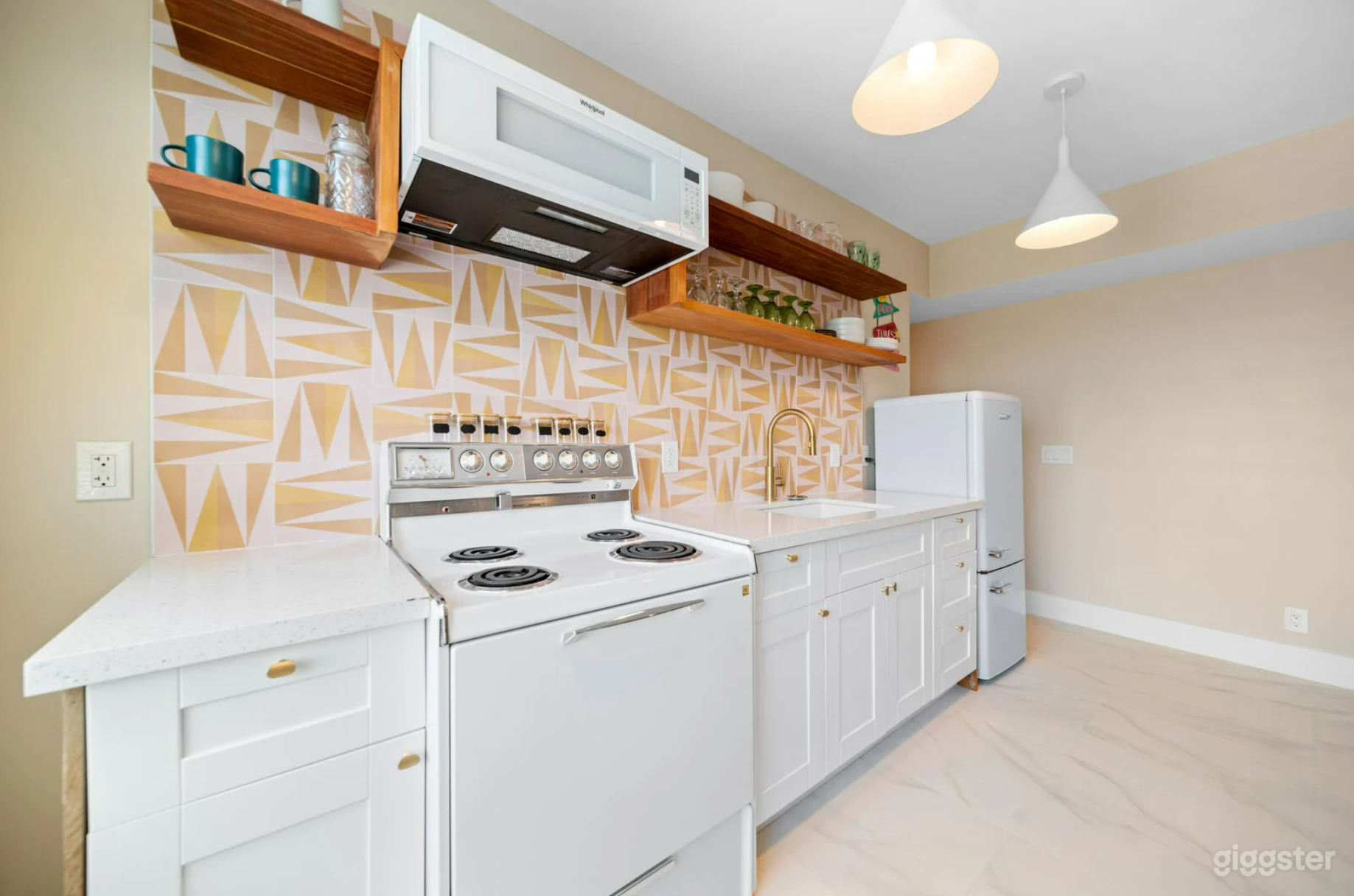 #1222 apt 1 - Near the Beach, Downtown and Ocean Views Photo 3