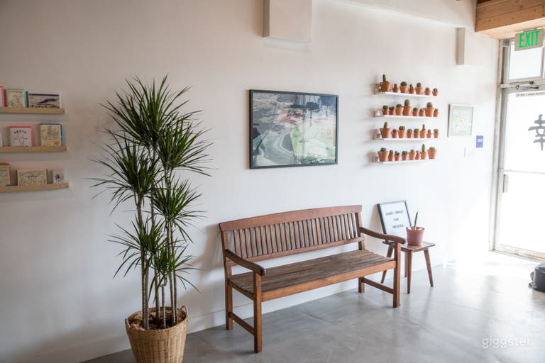  Happiness Garden Cafe 