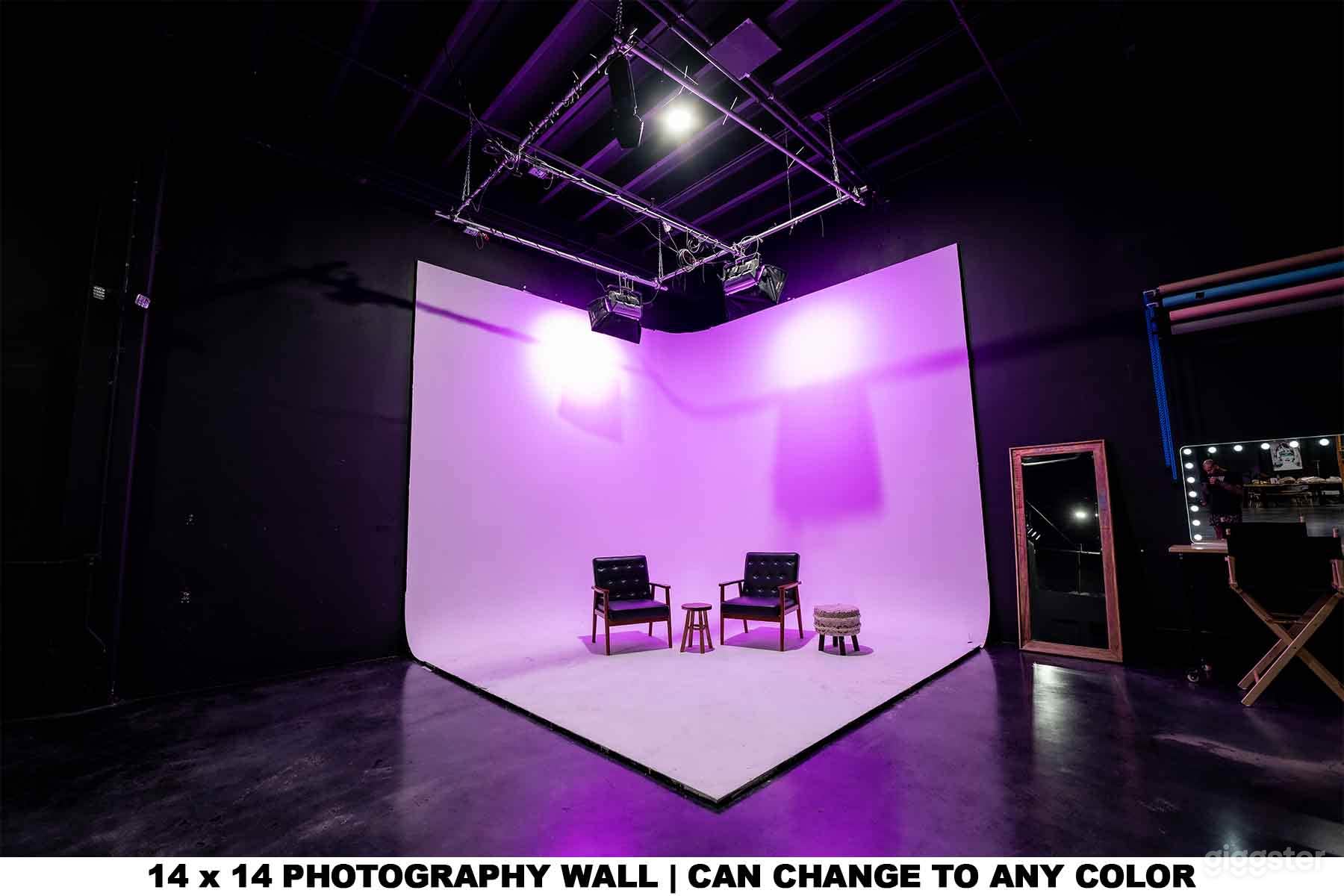 Multi-Purpose all Black Industrial warehouse Photo 3