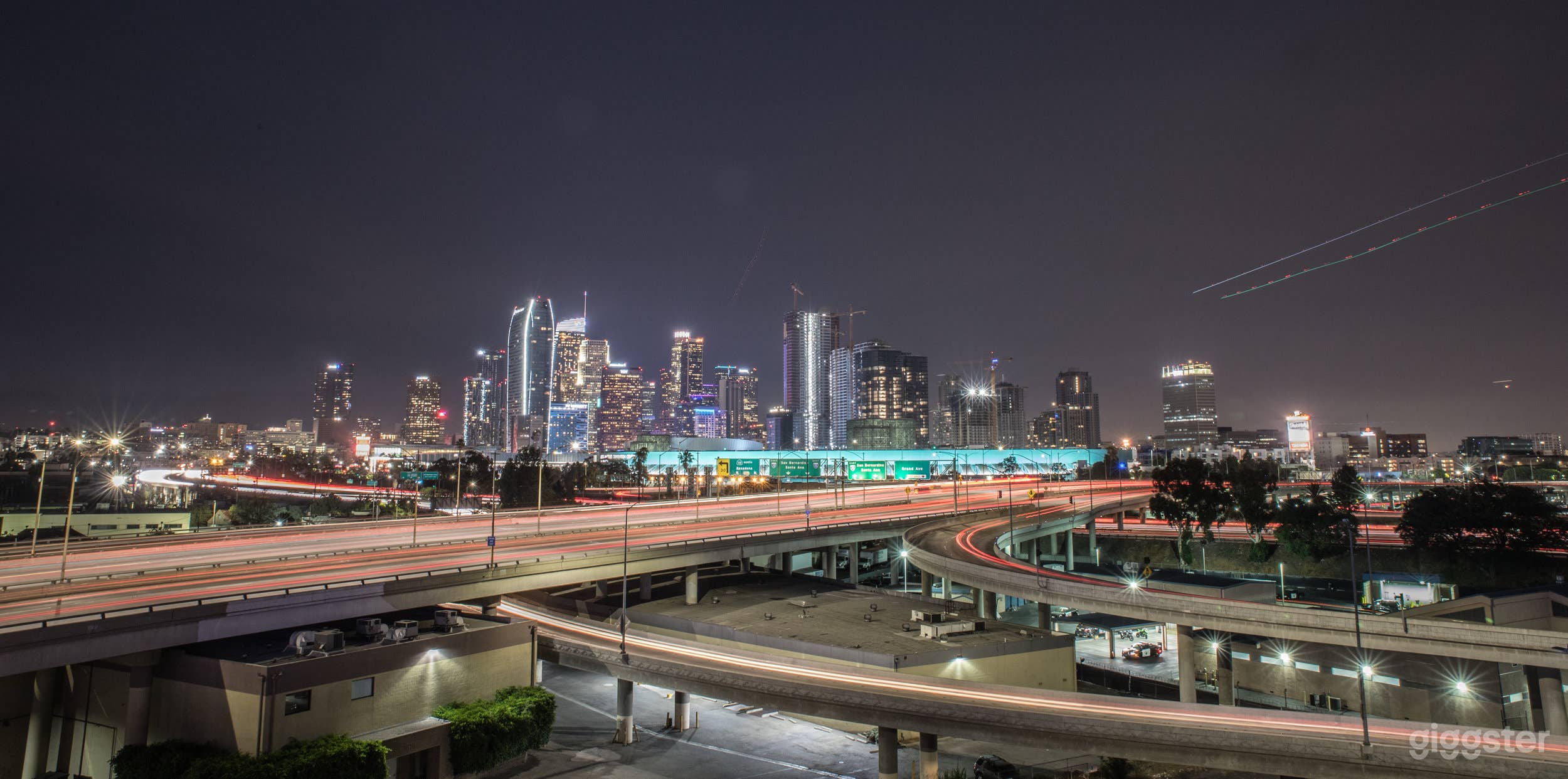Breathtaking Panoramic Rooftop in LA Photo 2