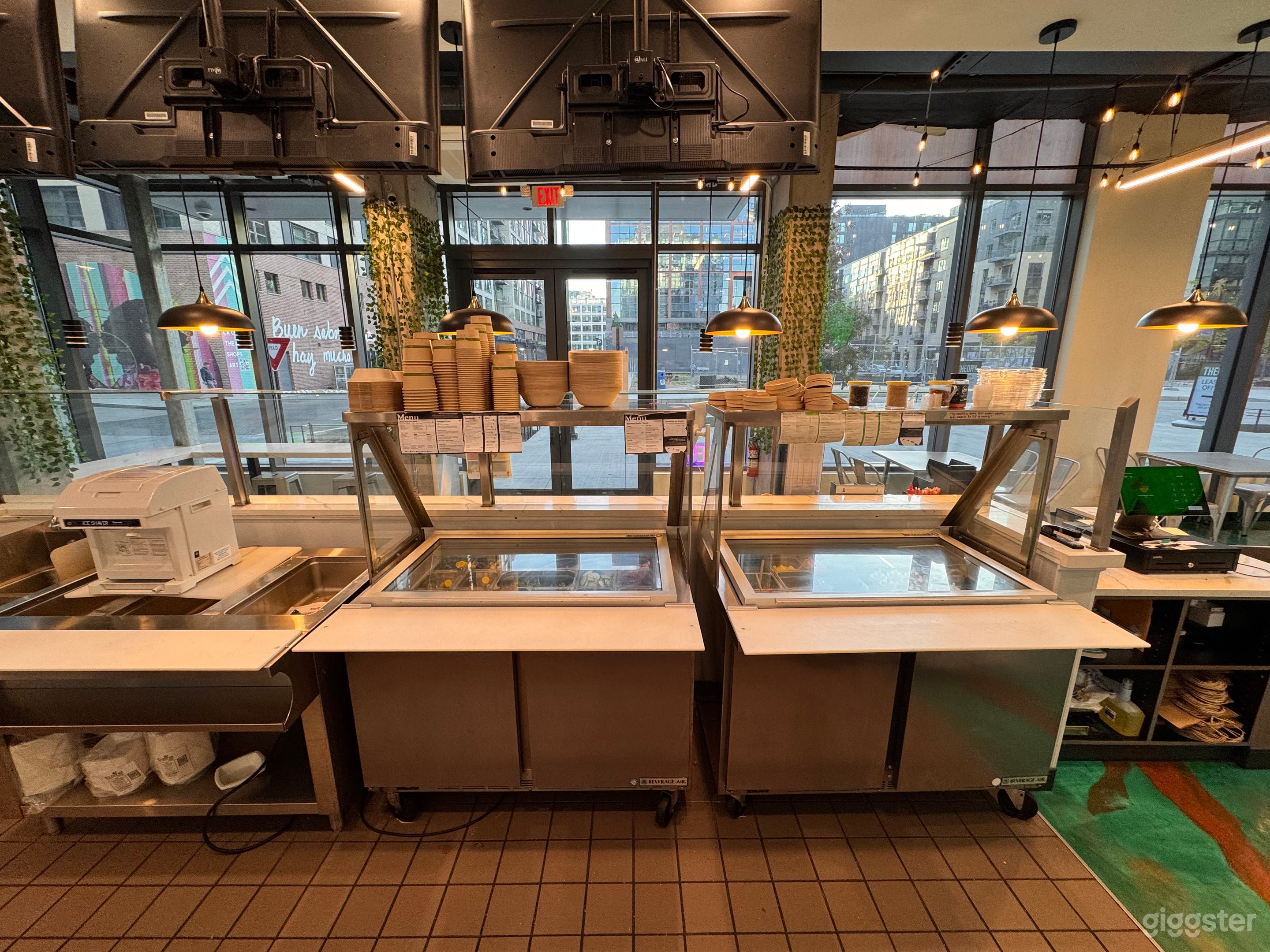 Shared Kitchen Space for Rent Photo 4