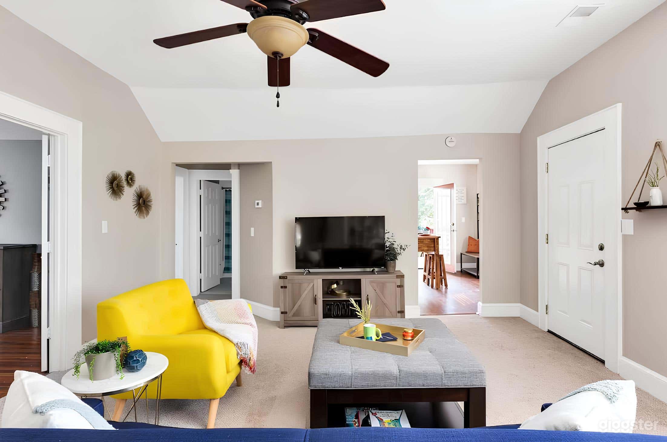 Bright &amp; Spacious 3BR Apartment - Steps to Beltline Photo 4