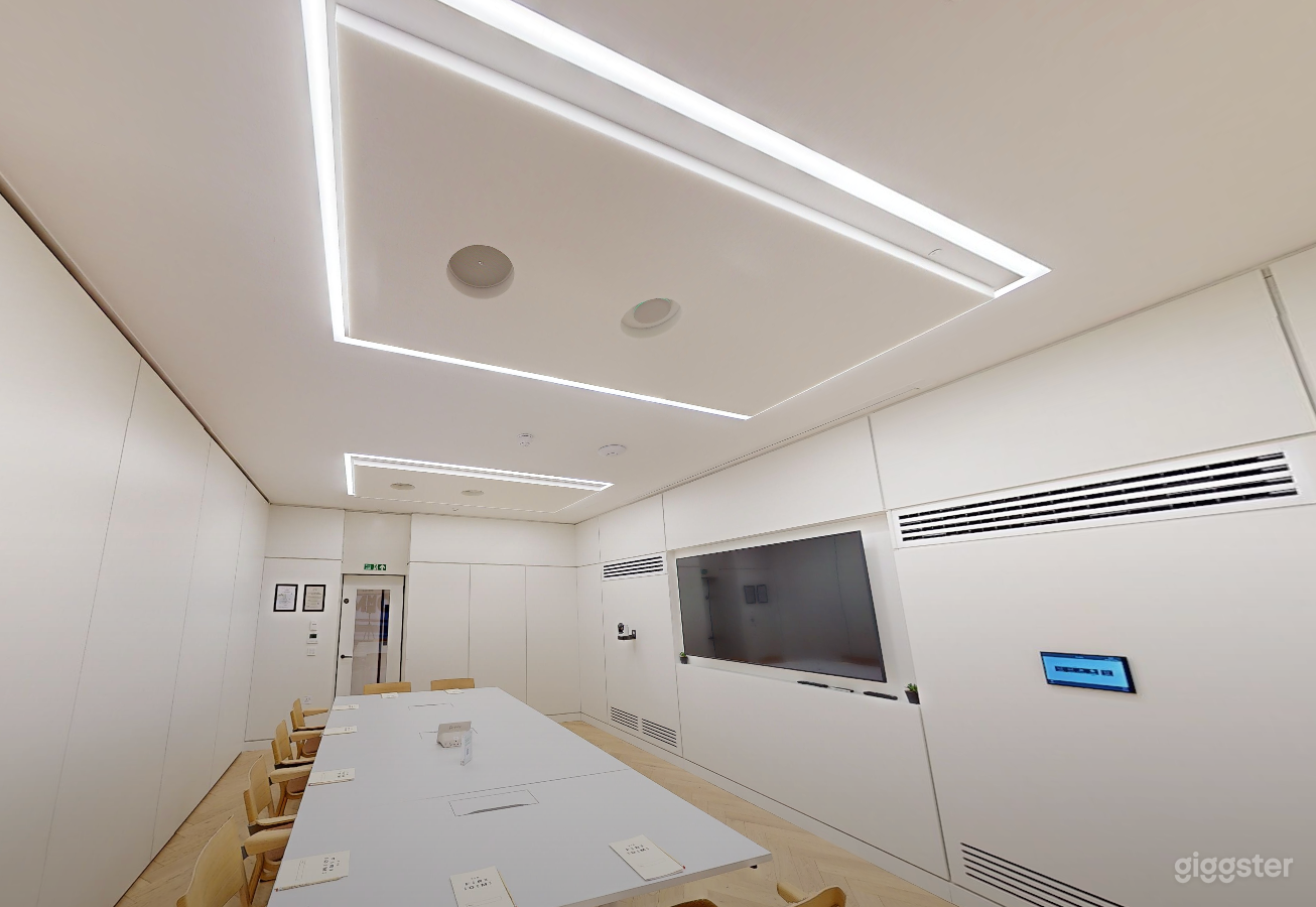 Modern Maths Room Photo 4