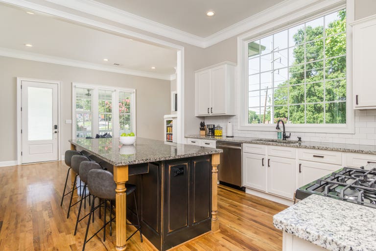  Awesome Downtown Atlanta Designer Home 