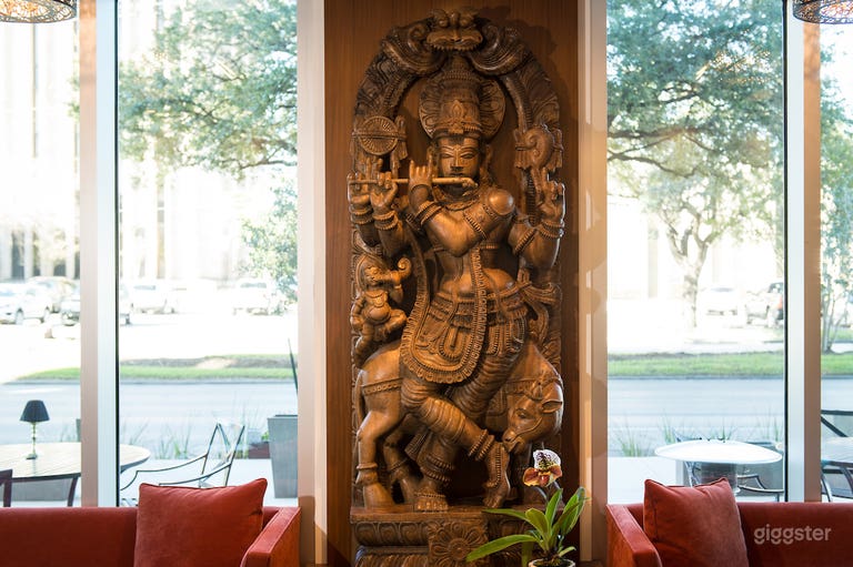  Modern and Stylish Dining Room in Houston 