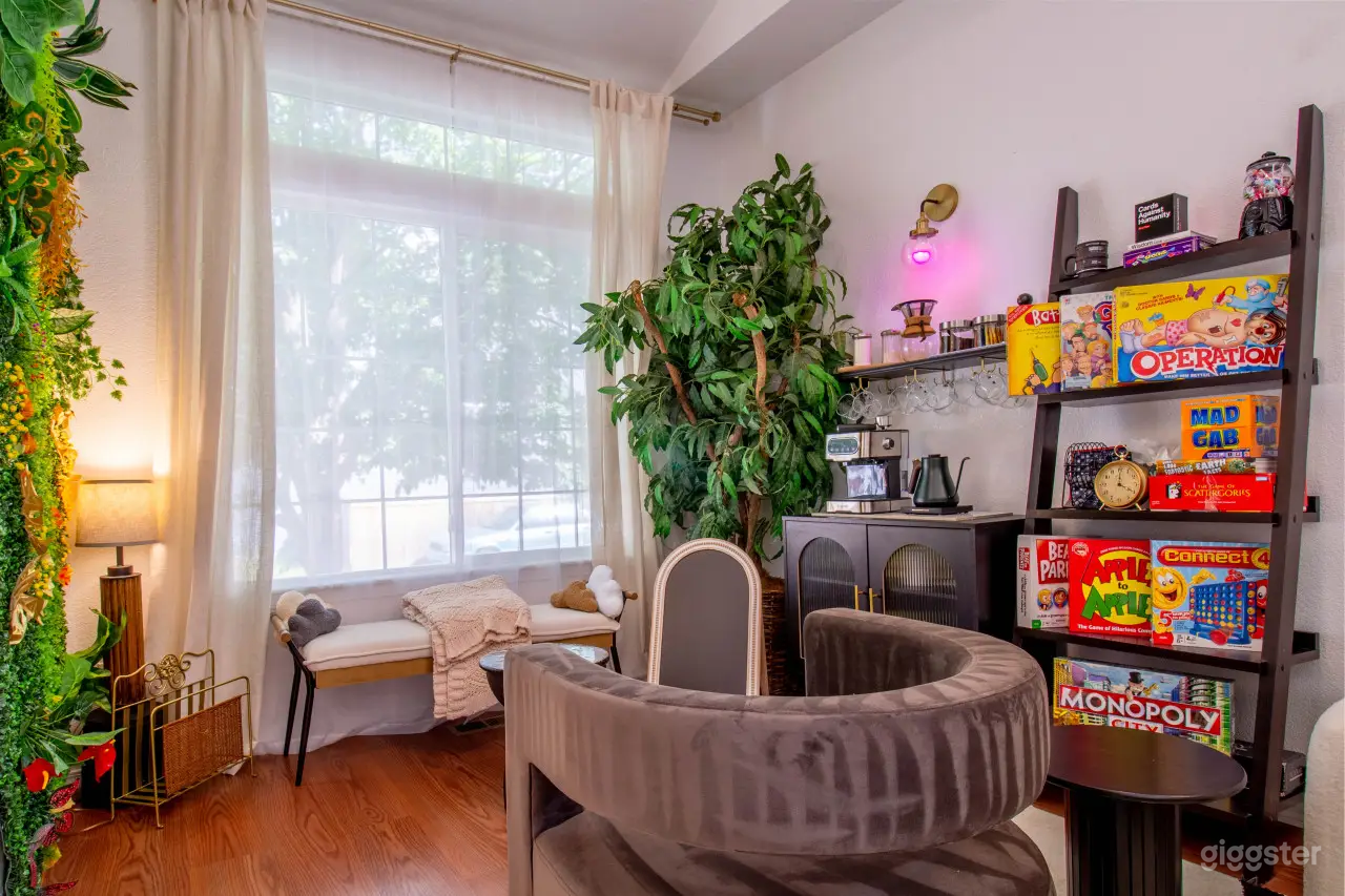 Colorful Colorado - Modern House Photo 2