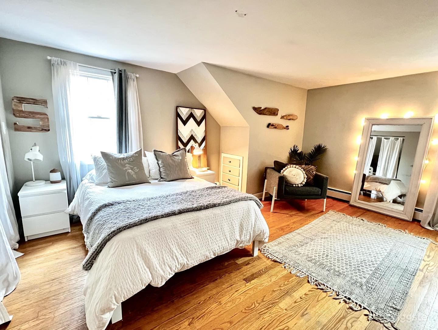 Cheerful 4 Bed modern country house in the woods Photo 3