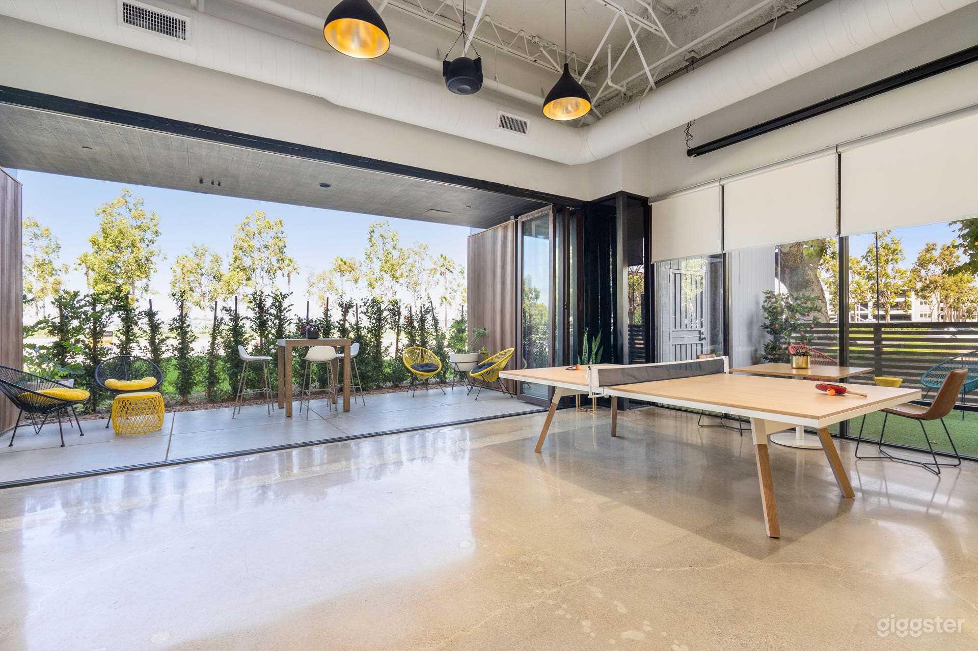 Vibrant New Event Venue with Lounge &amp; Kitchenette Photo 3