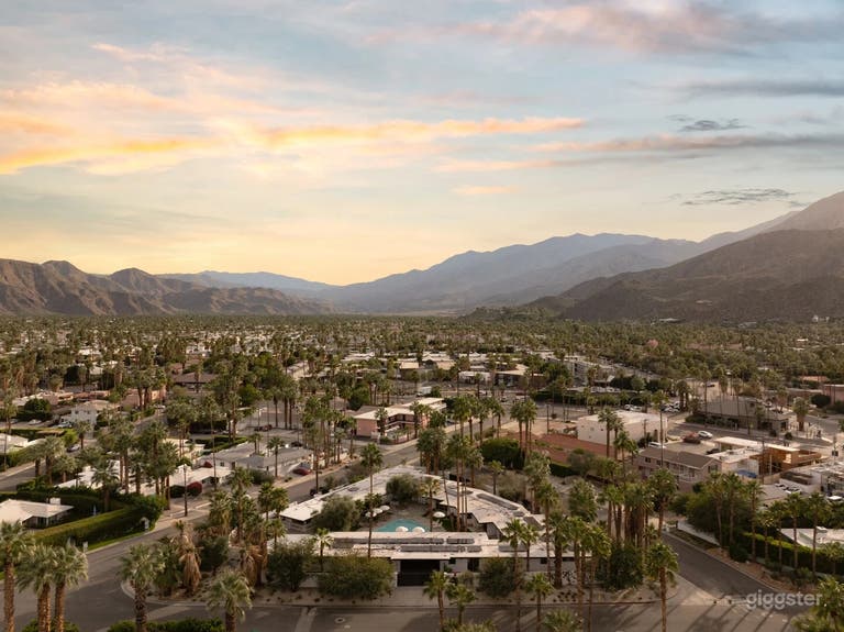  Resort-Style Retreat | The Fontenell 