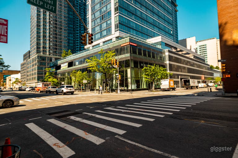  Volvo Cars Manhattan 