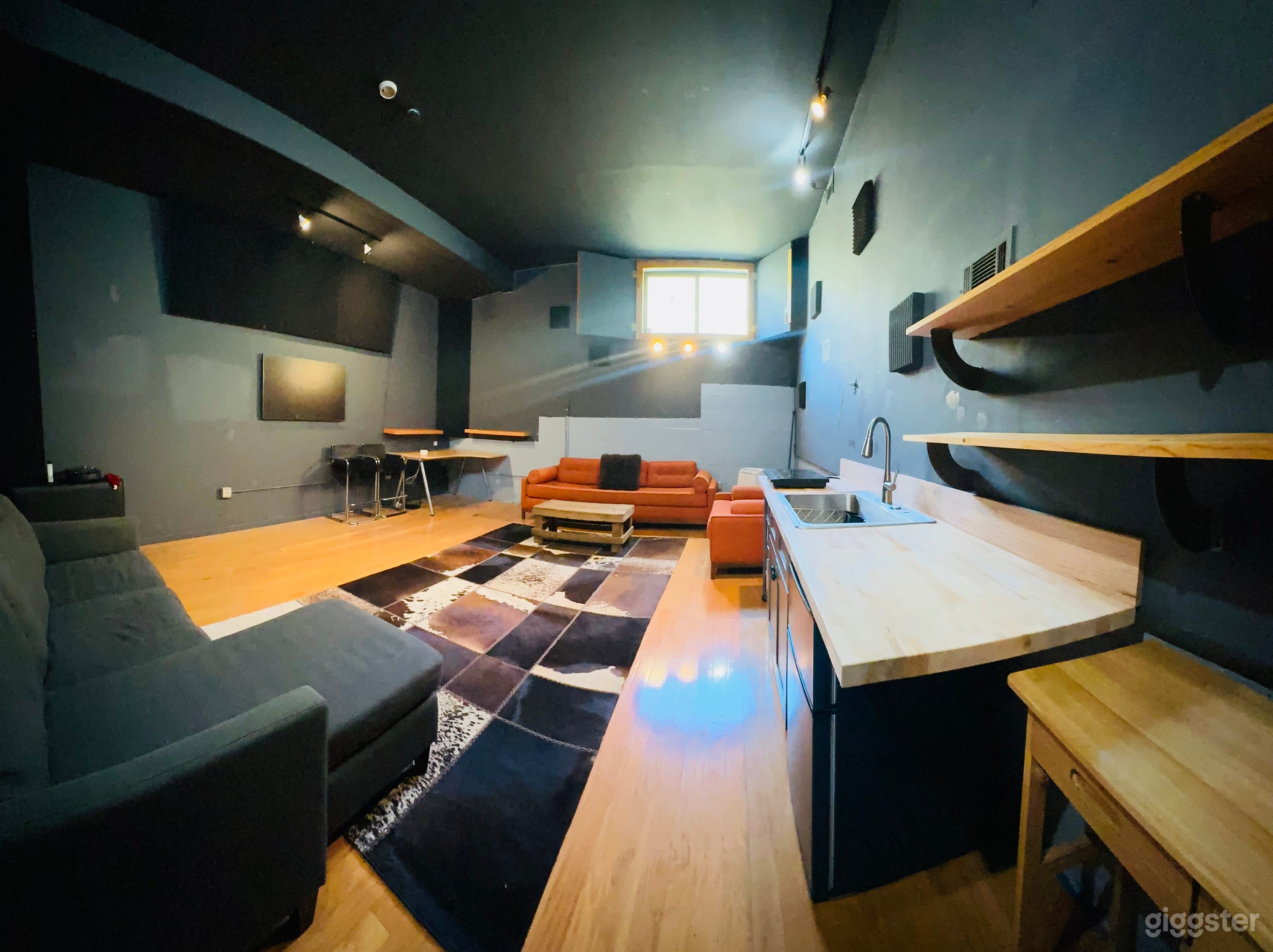 Artist Loft Photo & Podcast Studio with Acoustic Walls Photo 1