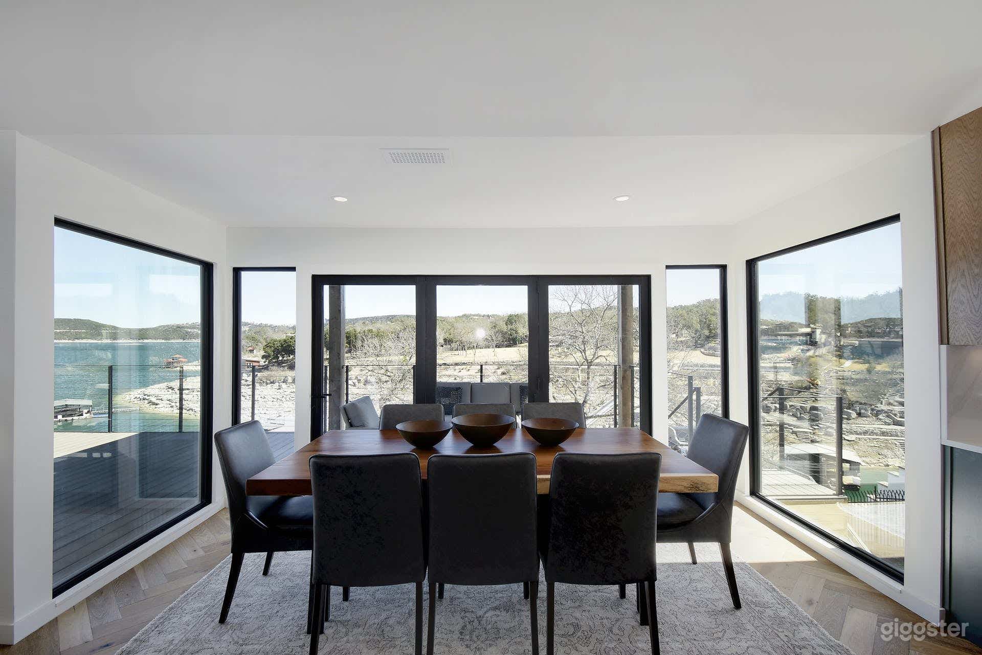 Fully renovated house on Lake Travis Photo 4