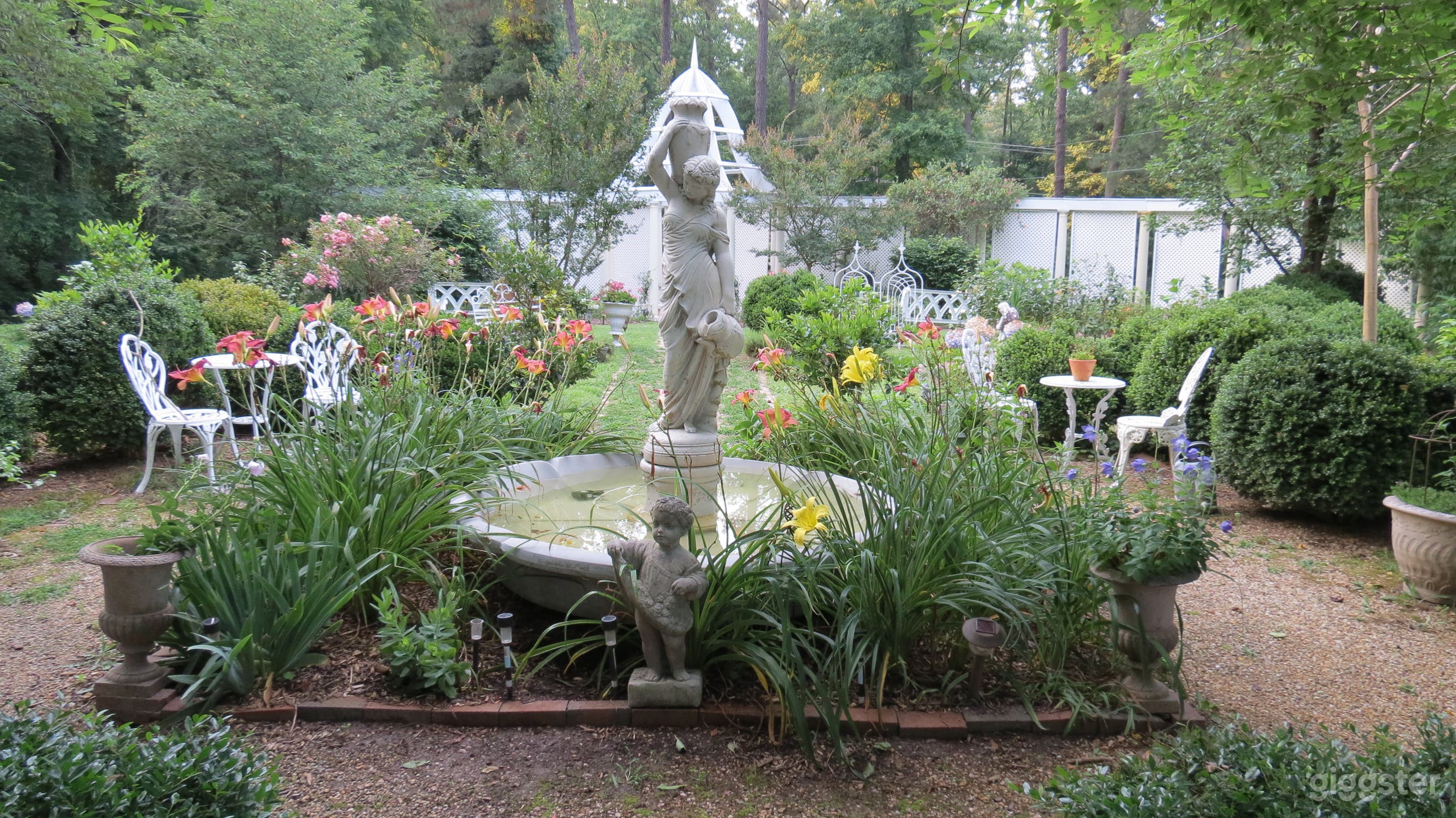 Amazing Garden Photo 2