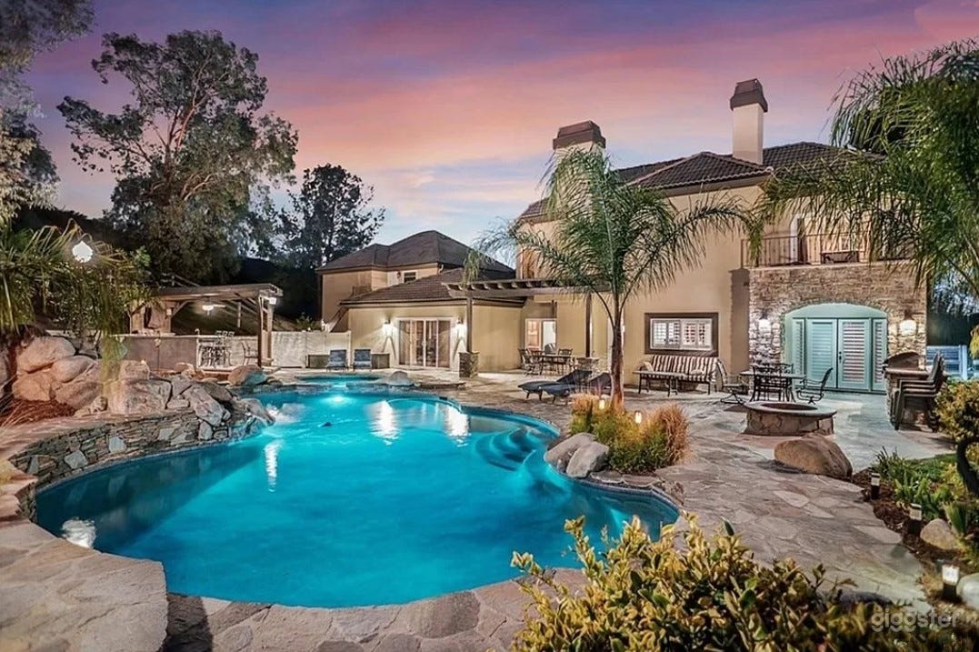 Serenity Oasis: Private Heated Pool, Spa in Santa Clarita Photo 2