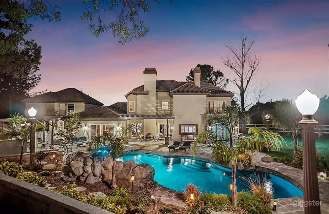 Serenity Oasis: Private Heated Pool, Spa in Santa Clarita Photo 3