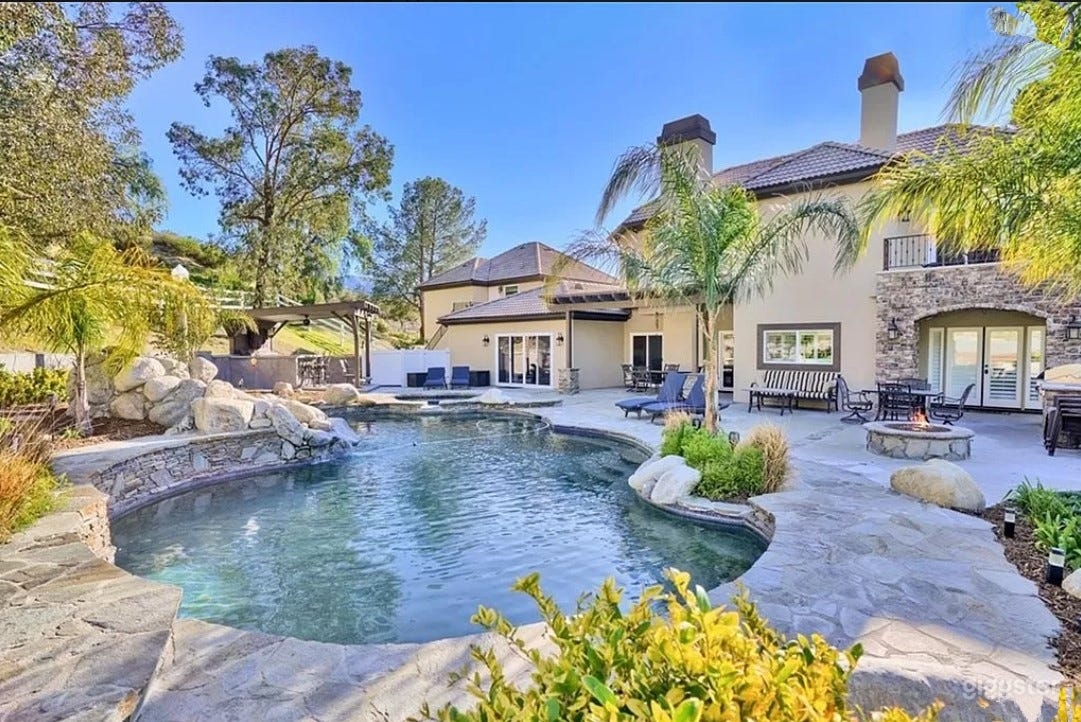 Serenity Oasis: Private Heated Pool, Spa in Santa Clarita Photo 1