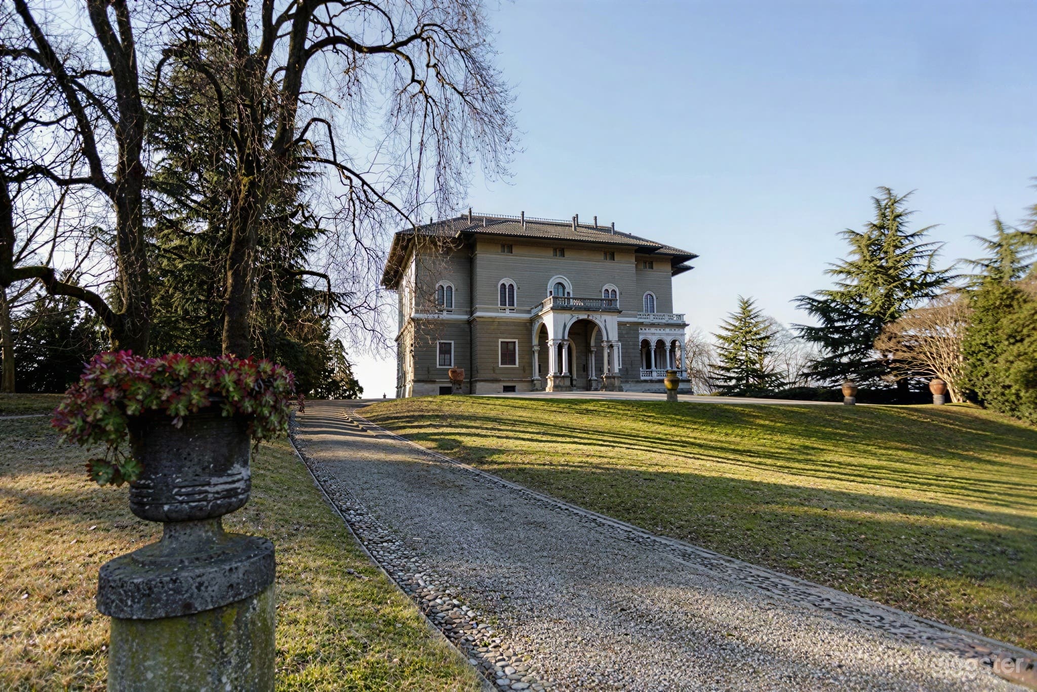 Foto di Casa Storica del XIX Secolo nella Brianza, Lago di Como 3