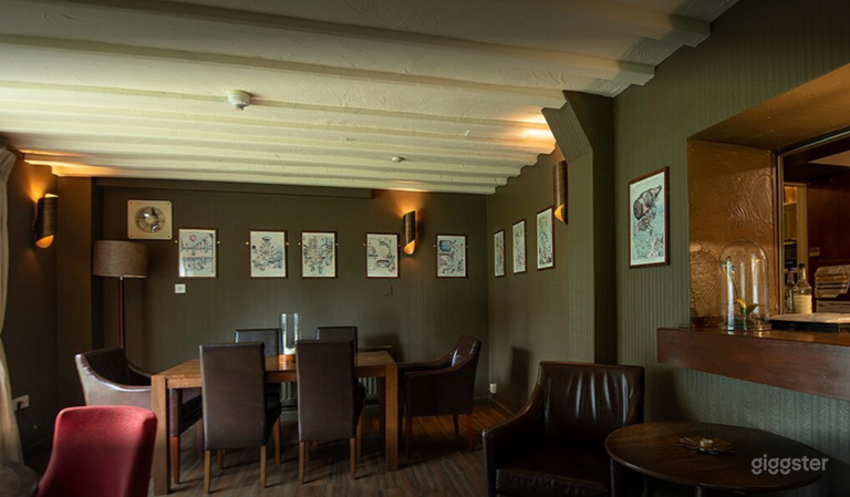  Cozy Indoor Bistro Bar 