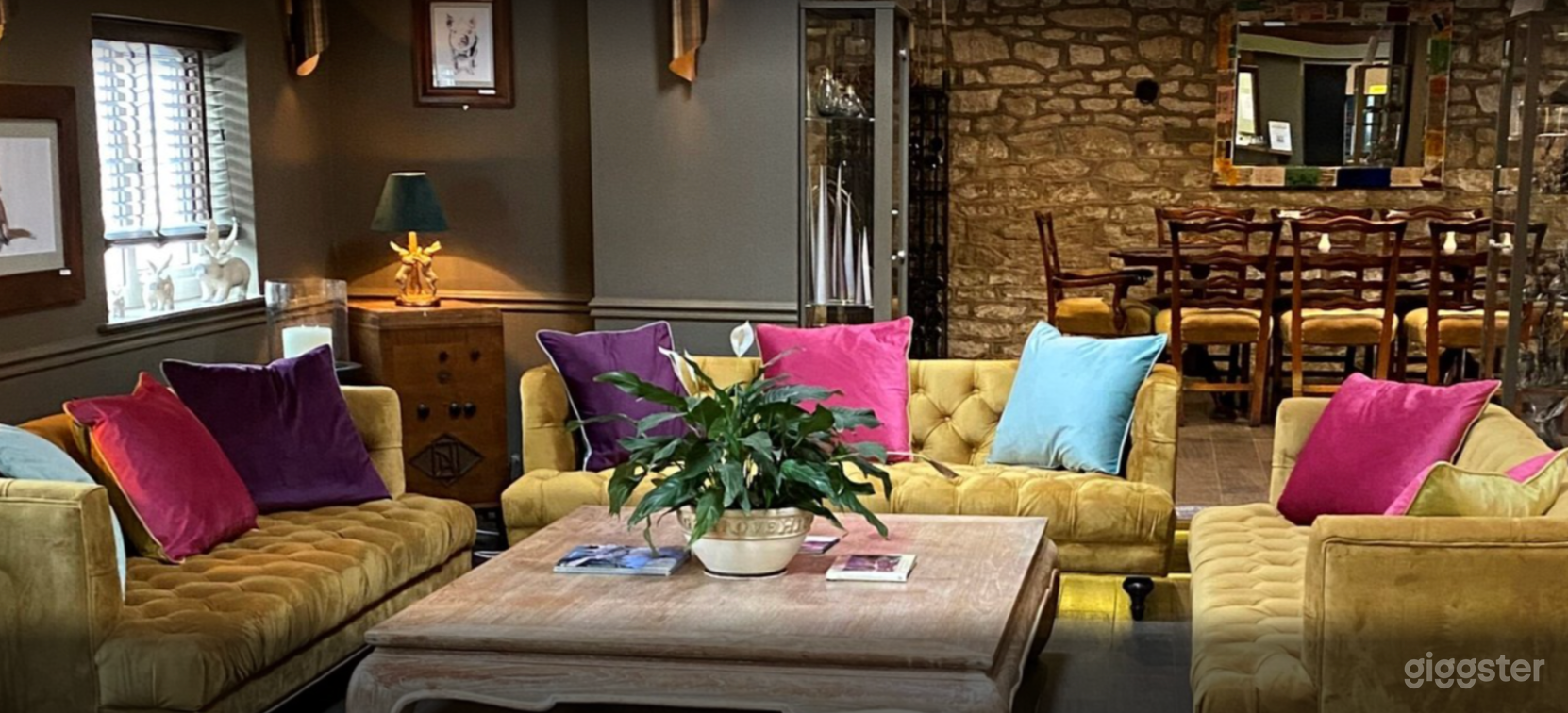 Cozy Indoor Bistro Bar Photo 3