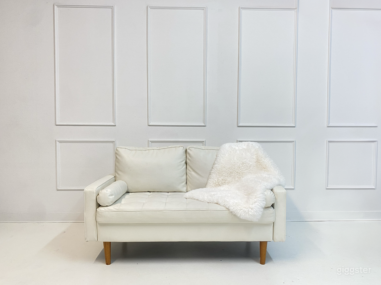 White Classic Background Area 