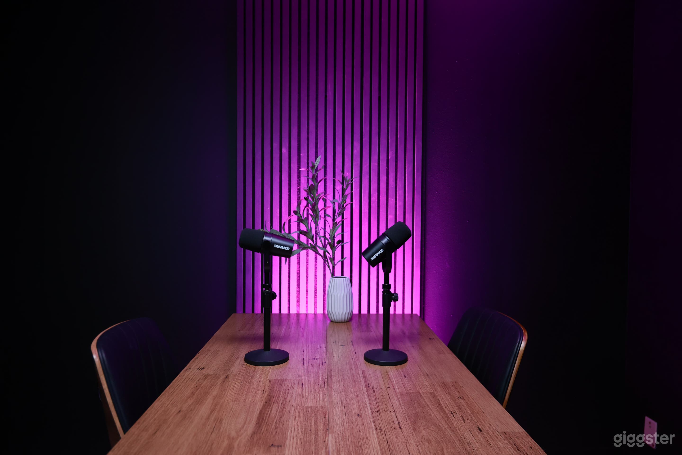 Full-Service Podcast & Content Studio | 3 Studios + Cycloram Photo 1