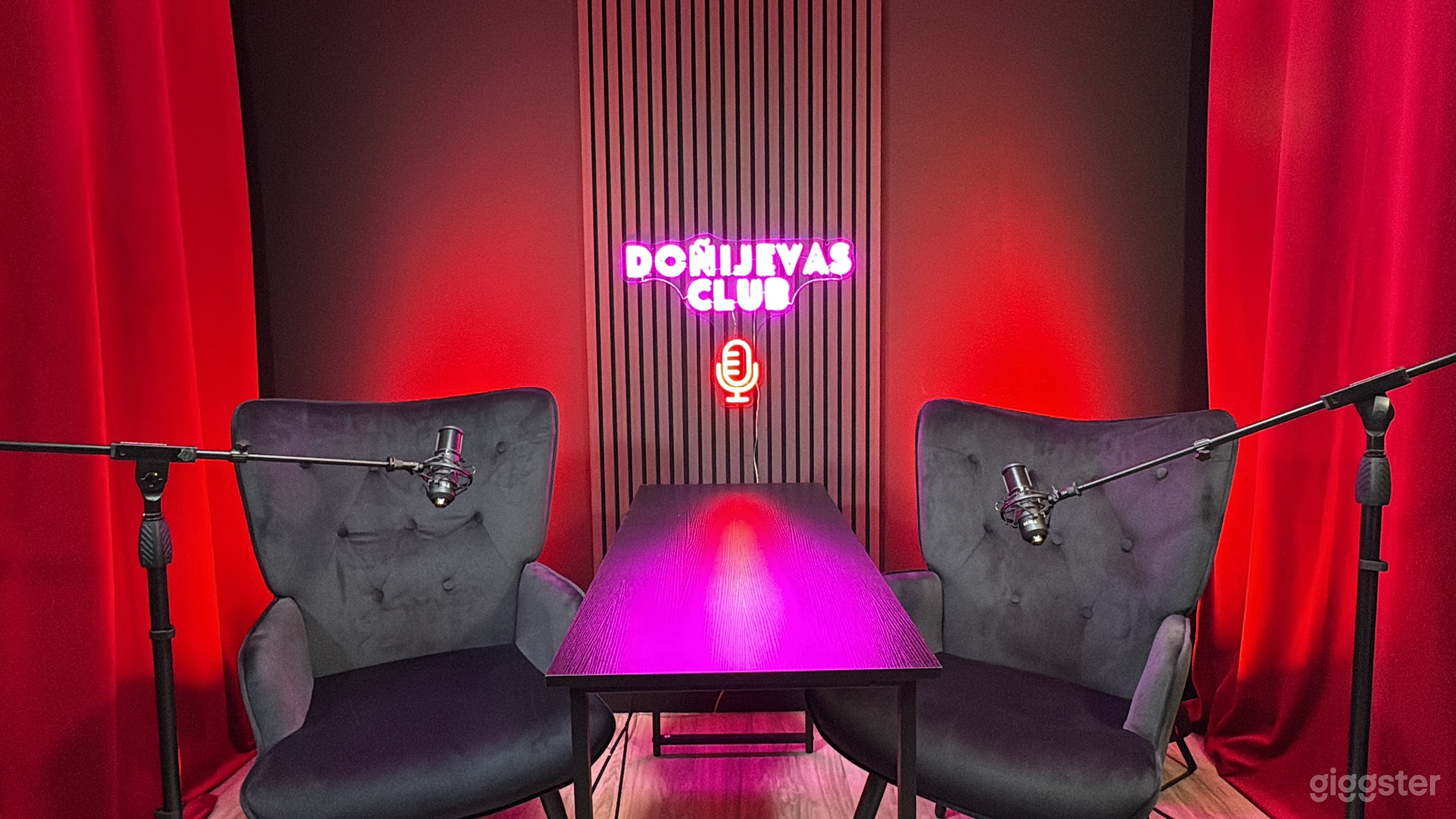 Full-Service Podcast & Content Studio | 3 Studios + Cycloram Photo 3