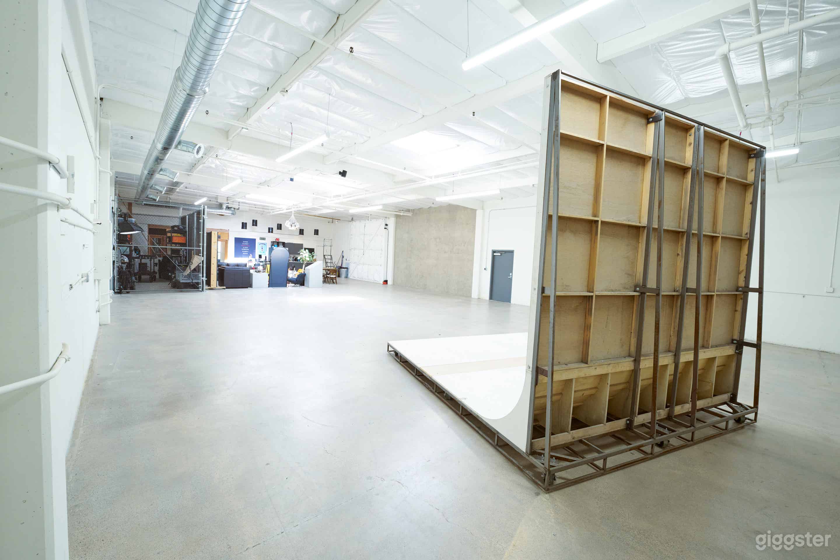 4,000 SQ FT Luxury Production/Event Studio + Cyc Wall Photo 1