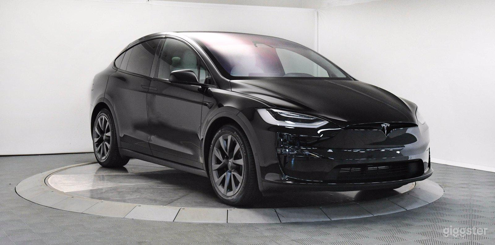 Tesla Model X Long Range Photo 3